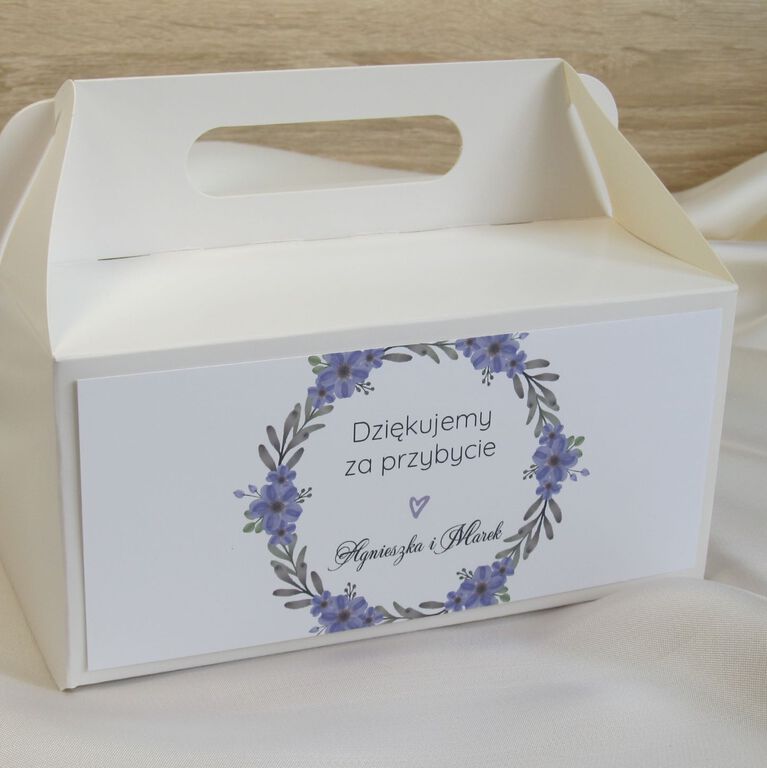 Pudełko na ciasto weselne - z kwiatami niezapominajki (1)