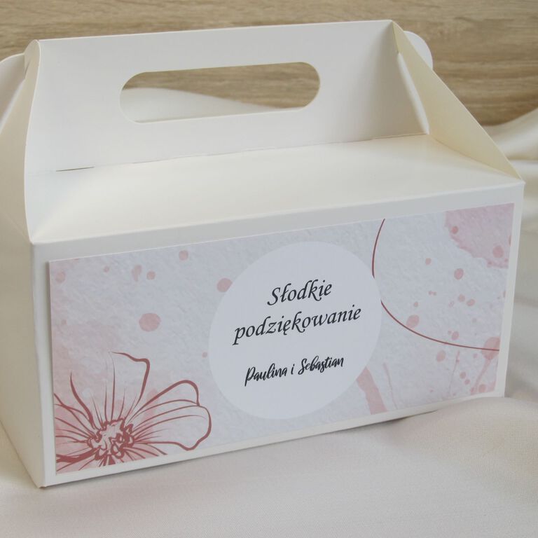 Pudełko na ciasto weselne z delikatnym motywem kwiatowym (1)